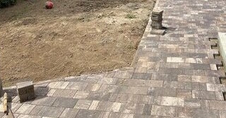Профессиональная укладка тротуарной плитки на клей в Волжском в октябре