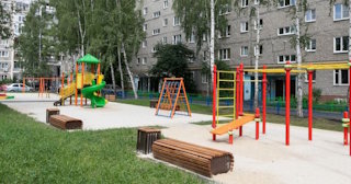 Благоустройство детской площадки во дворе от 1925 руб. в Волжском